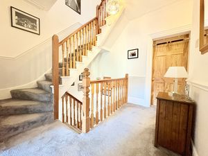 Photo 17- click for photo gallery